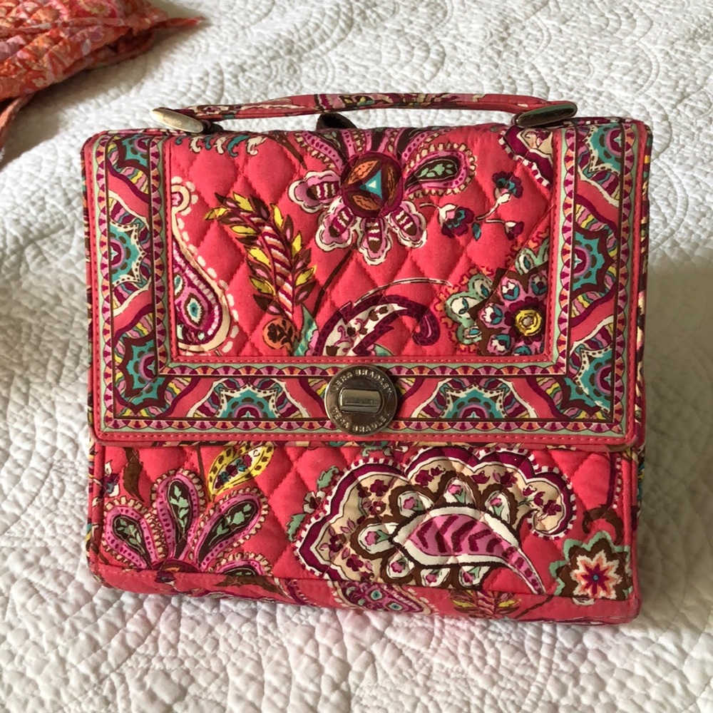 ❤️ Vera Bradley Red Paisley Crossbody